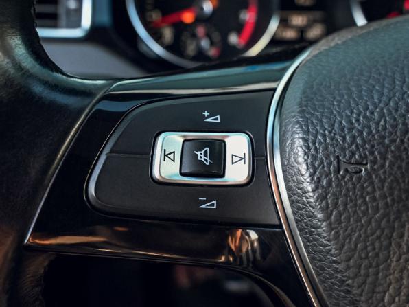 Volkswagen Jetta VI с пробегом 2014 года, цена 1 065 000 рублей, 164936 км, седан, Автокод Объявления