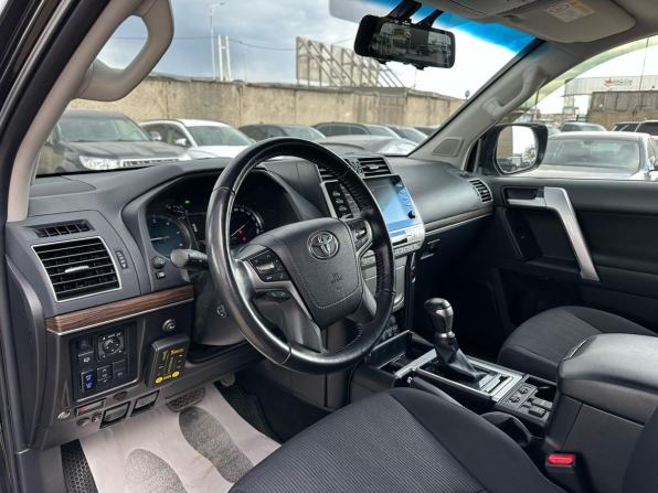 Toyota Land Cruiser Prado 150 Series Рестайлинг 3 с пробегом 2021 года, цена 6 170 000 рублей, 126489 км, внедорожник, Автокод Объявления