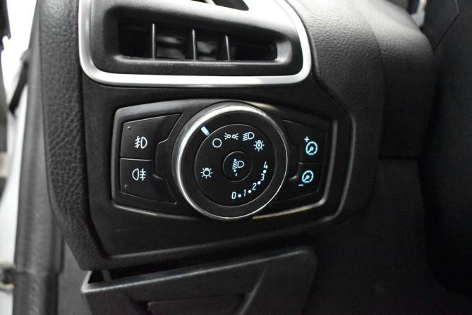 Ford Focus III с пробегом 2011 года, цена 725 000 рублей, 319599 км, хэтчбек, Автокод Объявления