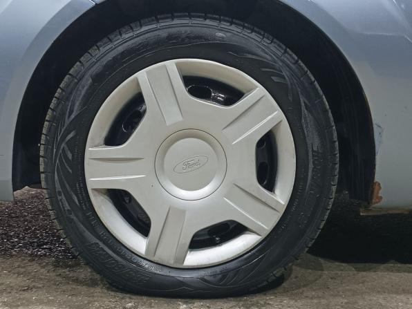 Ford Fiesta Mk5 с пробегом 2007 года, цена 395 000 рублей, 188000 км, хэтчбек, Автокод Объявления