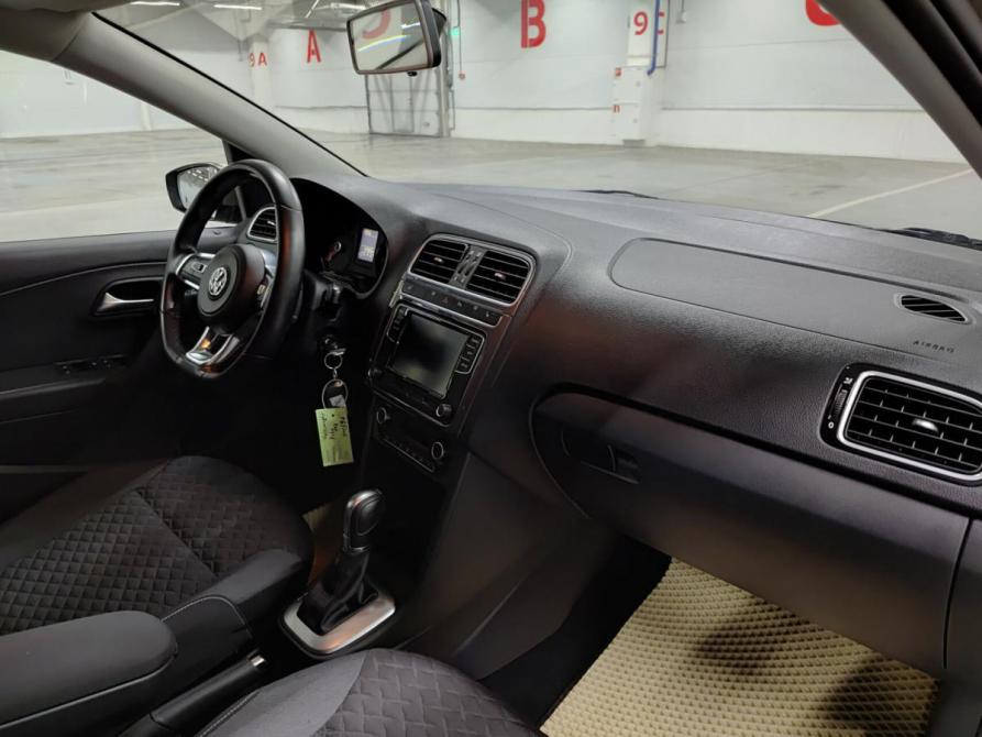 Volkswagen Polo V Рестайлинг Казань  - изображение 13