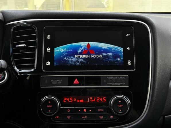 Mitsubishi Outlander III Рестайлинг 3 с пробегом 2018 года, цена 1 610 000 рублей, 217481 км, внедорожник, Автокод Объявления