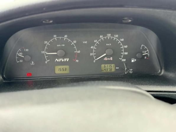 Chevrolet Niva I Рестайлинг с пробегом 2018 года, цена 820 000 рублей, 61100 км, внедорожник, Автокод Объявления