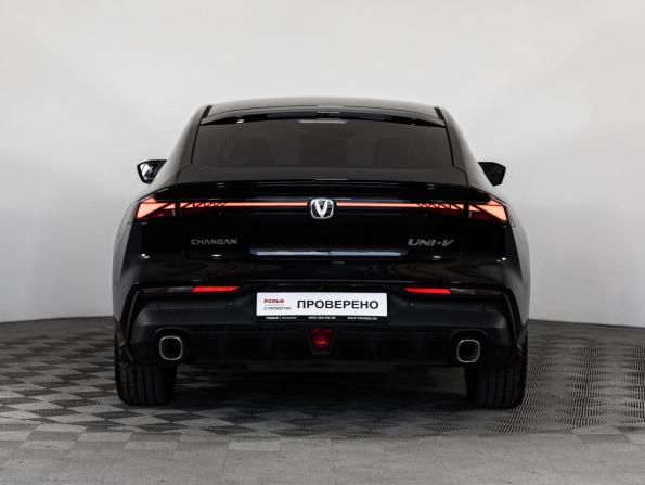 Changan UNI-V I с пробегом 2024 года, цена 2 449 000 рублей, 27693 км, лифтбек, Автокод Объявления