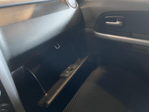 Suzuki Grand Vitara II Рестайлинг с пробегом 2011 года, цена 800 000 рублей, 316970 км, внедорожник, Автокод Объявления