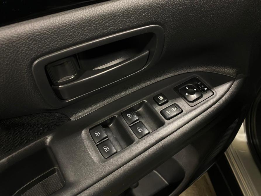 Mitsubishi Outlander III Рестайлинг 3 Челябинск  - изображение 17