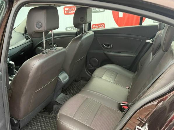 Renault Fluence I Рестайлинг с пробегом 2014 года, цена 579 990 рублей, 192000 км, седан, Автокод Объявления