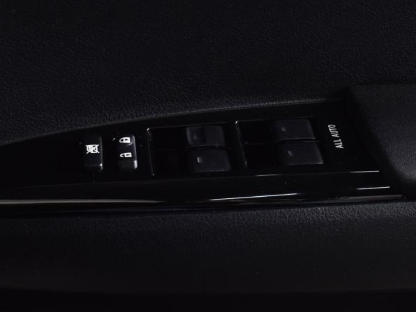 Toyota Corolla XI (E160 E170 E180) Рестайлинг 1 с пробегом 2015 года, цена 1 299 999 рублей, 144840 км, универсал, Автокод Объявления