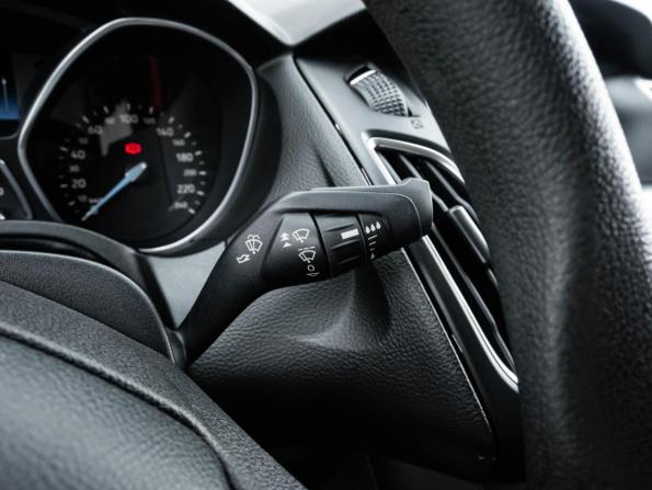 Ford Focus III Рестайлинг с пробегом 2018 года, цена 1 470 000 рублей, 171604 км, седан, Автокод Объявления