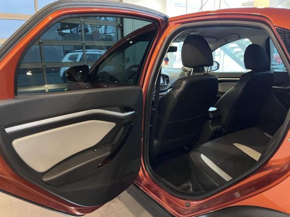 Lada (ВАЗ) Vesta I с пробегом 2018 года, цена 1 150 000 рублей, 109213 км, седан, Автокод Объявления