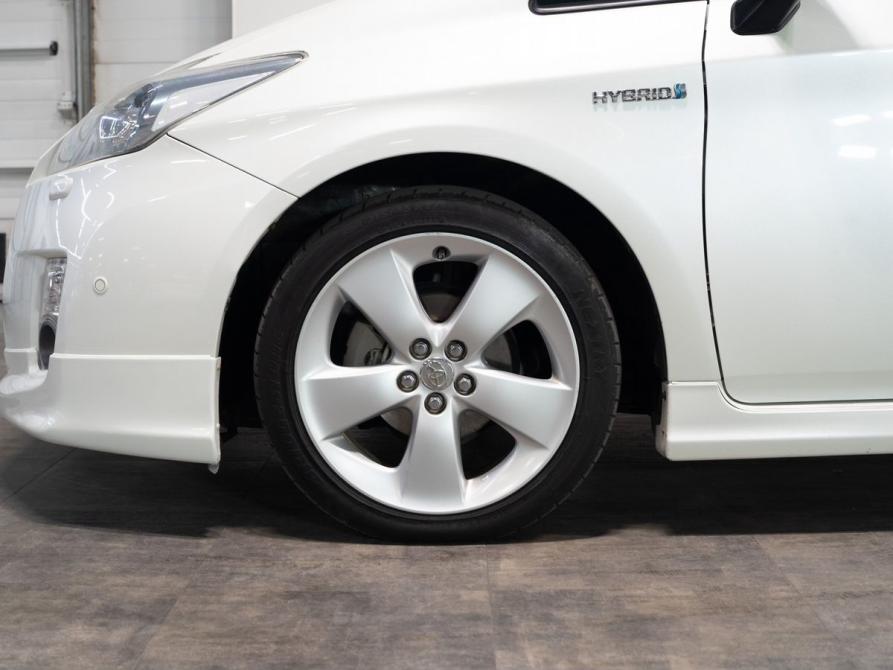 Toyota Prius III (XW30) Чита  - изображение 15