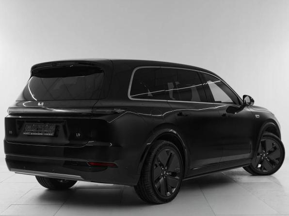 Li Auto (Lixiang) L9 I Рестайлинг с пробегом 2025 года, цена 8 999 000 рублей, 75 км, внедорожник, Автокод Объявления