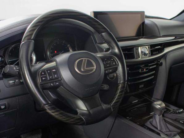 Lexus LX III Рестайлинг 2 с пробегом 2018 года, цена 9 334 277 рублей, 45500 км, внедорожник, Автокод Объявления