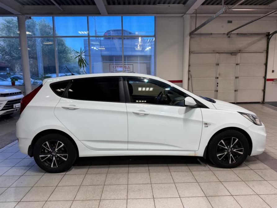Hyundai Solaris I Челябинск  - изображение 7
