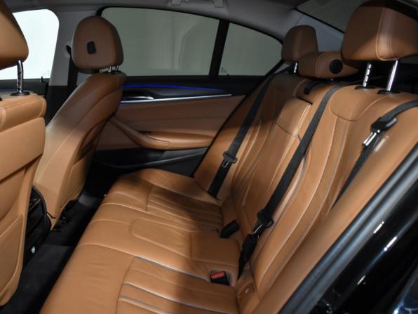 BMW 5 серии VII (G30/G31/G38) с пробегом 2017 года, цена 2 430 000 рублей, 197691 км, седан, Автокод Объявления