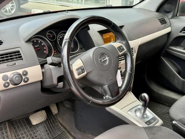 Opel Astra H Рестайлинг с пробегом 2007 года, цена 398 000 рублей, 162101 км, хэтчбек, Автокод Объявления
