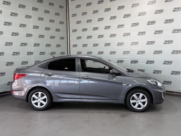 Hyundai Solaris I с пробегом 2013 года, цена 770 000 рублей, 209000 км, седан, Автокод Объявления