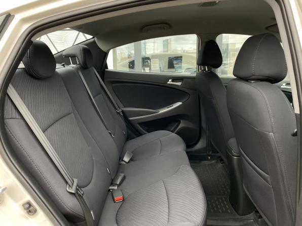 Hyundai Solaris I Рестайлинг с пробегом 2015 года, цена 1 149 000 рублей, 103686 км, седан, Автокод Объявления
