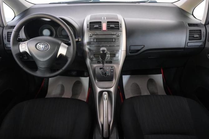 Toyota Auris I с пробегом 2007 года, цена 719 000 рублей, 320000 км, хэтчбек, Автокод Объявления