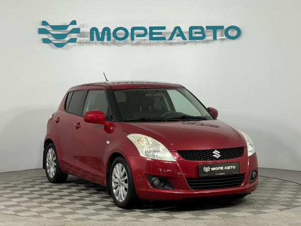 Suzuki Swift IV с пробегом 2012 года, цена 850 000 рублей, 112000 км, хэтчбек, Автокод Объявления