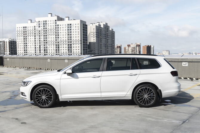 Volkswagen Passat B8 с пробегом 2017 года, цена 1 999 000 рублей, 127087 км, универсал, Автокод Объявления