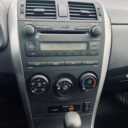 Toyota Corolla X (E140 E150) Рестайлинг с пробегом 2010 года, цена 1 030 000 рублей, 211000 км, седан, Автокод Объявления