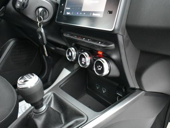 Renault Duster II с пробегом 2021 года, цена 2 299 000 рублей, 39192 км, внедорожник, Автокод Объявления