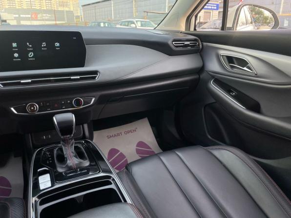 BAIC U5 Plus с пробегом 2023 года, цена 1 165 000 рублей, 31000 км, седан, Автокод Объявления