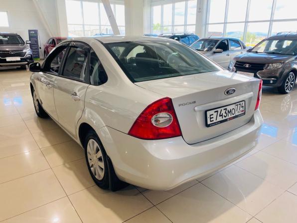 Ford Focus II Рестайлинг с пробегом 2011 года, цена 590 000 рублей, 171000 км, седан, Автокод Объявления