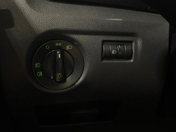 Skoda Fabia II Рестайлинг с пробегом 2013 года, цена 849 000 рублей, 70893 км, хэтчбек, Автокод Объявления