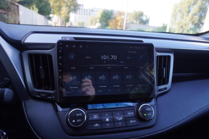 Toyota RAV4 IV (XA40) Рестайлинг с пробегом 2018 года, цена 2 692 000 рублей, 68363 км, внедорожник, Автокод Объявления