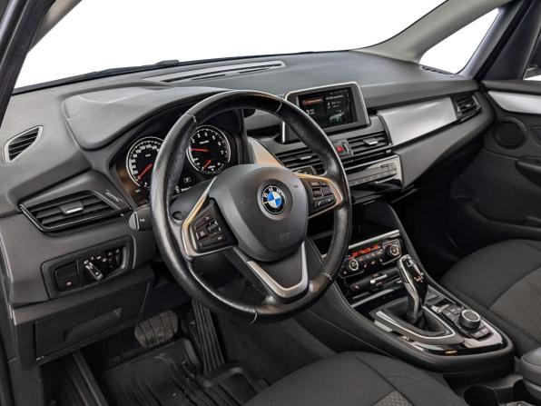 BMW 2 серии Active Tourer F45 Рестайлинг с пробегом 2018 года, цена 1 700 000 рублей, 120750 км, компактвэн, Автокод Объявления