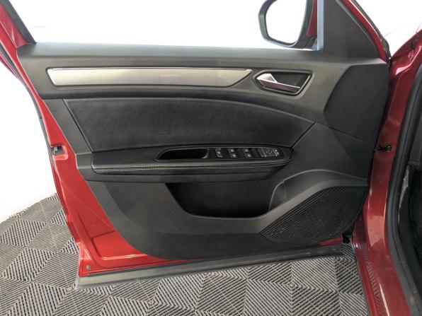 Renault Arkana I с пробегом 2019 года, цена 1 490 000 рублей, 58747 км, внедорожник, Автокод Объявления