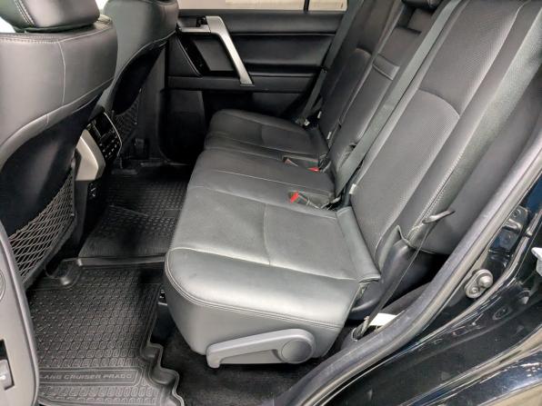 Toyota Land Cruiser Prado 150 Series Рестайлинг 2 с пробегом 2022 года, цена 7 300 000 рублей, 68165 км, внедорожник, Автокод Объявления