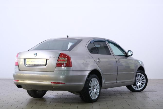 Skoda Octavia II (A5) Рестайлинг с пробегом 2011 года, цена 779 000 рублей, 184000 км, лифтбек, Автокод Объявления
