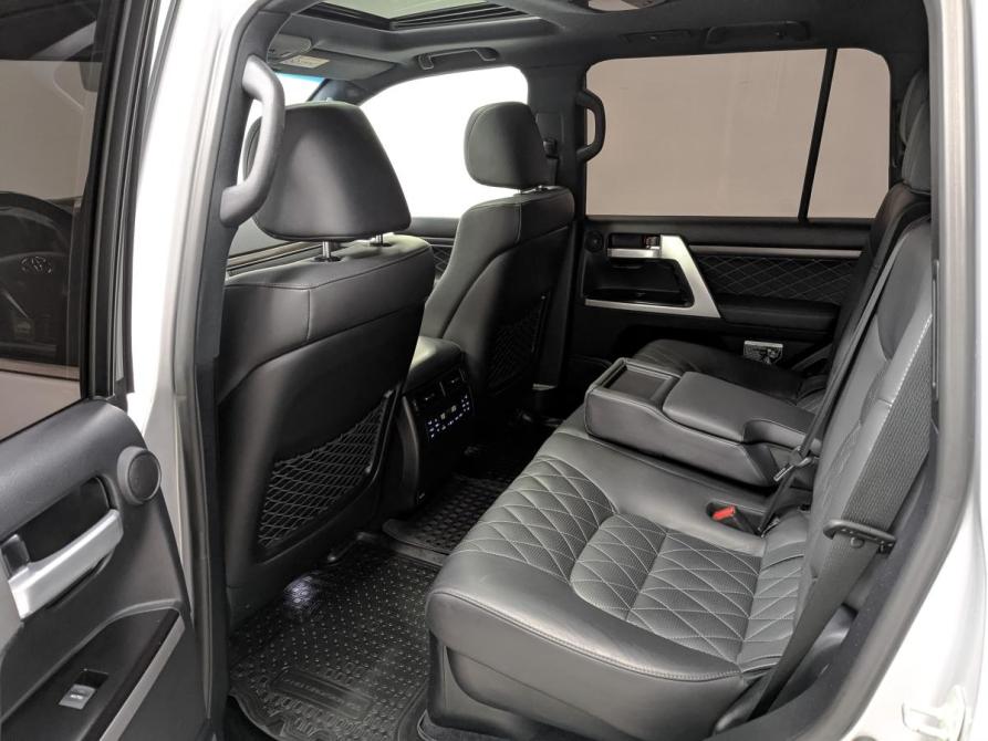 Toyota Land Cruiser 200 Series Рестайлинг 2 Москва  - изображение 18
