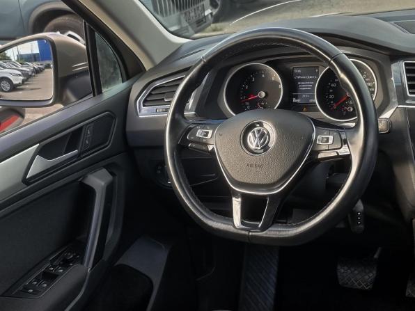 Volkswagen Tiguan II с пробегом 2019 года, цена 2 599 000 рублей, 83097 км, внедорожник, Автокод Объявления