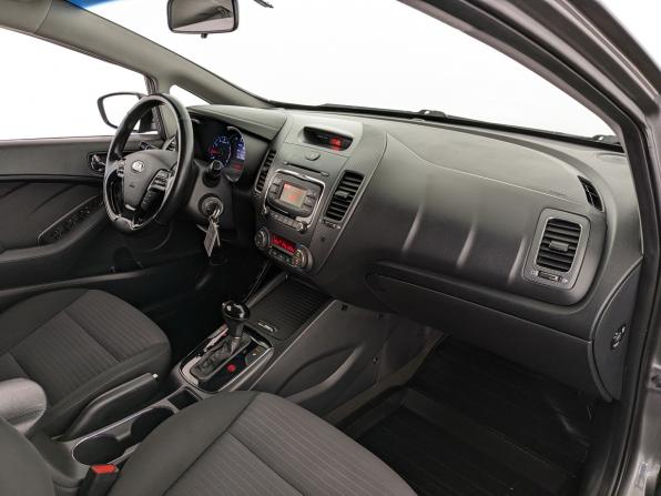 Kia Cerato III Рестайлинг (Classic) с пробегом 2018 года, цена 1 390 000 рублей, 160914 км, седан, Автокод Объявления