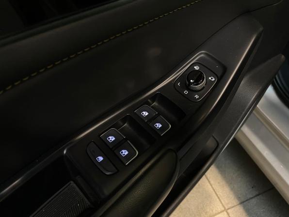 FAW Bestune B70 I с пробегом 2023 года, цена 2 035 000 рублей, 34830 км, лифтбек, Автокод Объявления