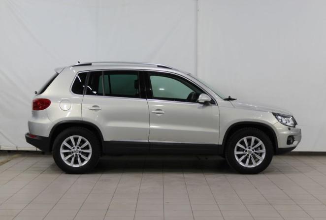 Volkswagen Tiguan I Рестайлинг с пробегом 2011 года, цена 1 070 000 рублей, 190487 км, внедорожник, Автокод Объявления