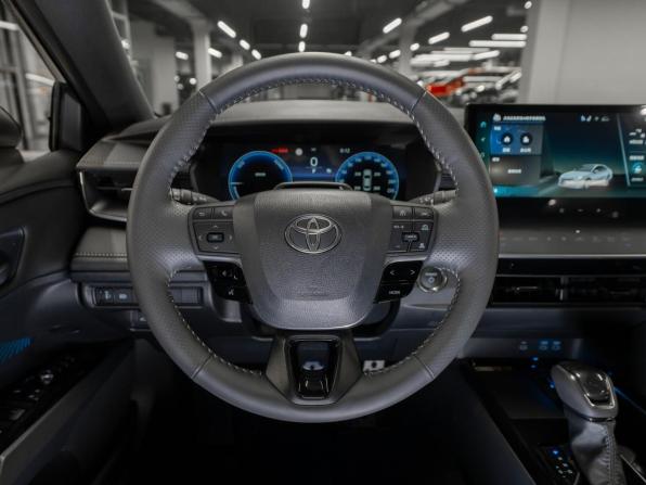 Toyota Camry IX (XV80) China Market с пробегом 2026 года, цена 4 500 000 рублей, 50 км, седан, Автокод Объявления