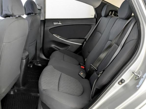 Hyundai Solaris I с пробегом 2013 года, цена 950 000 рублей, 137449 км, седан, Автокод Объявления