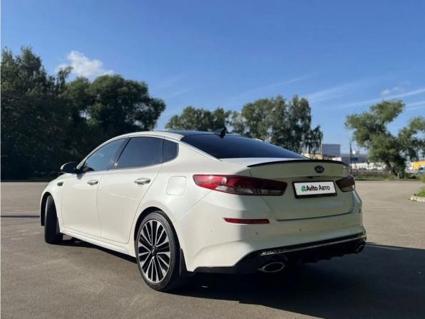 Kia Optima IV Рестайлинг с пробегом 2018 года, цена 1 830 000 рублей, 183000 км, седан, Автокод Объявления