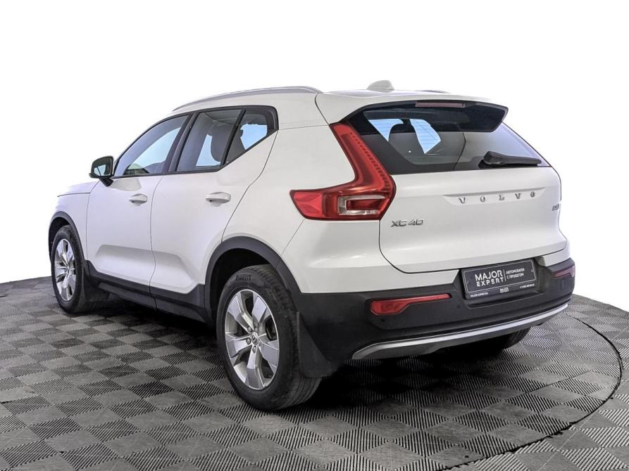 Volvo XC40 I Москва  - изображение 7