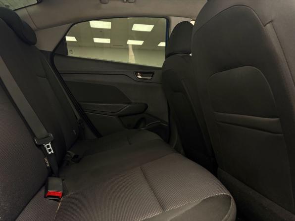 Hyundai Solaris II с пробегом 2018 года, цена 1 095 900 рублей, 256534 км, седан, Автокод Объявления