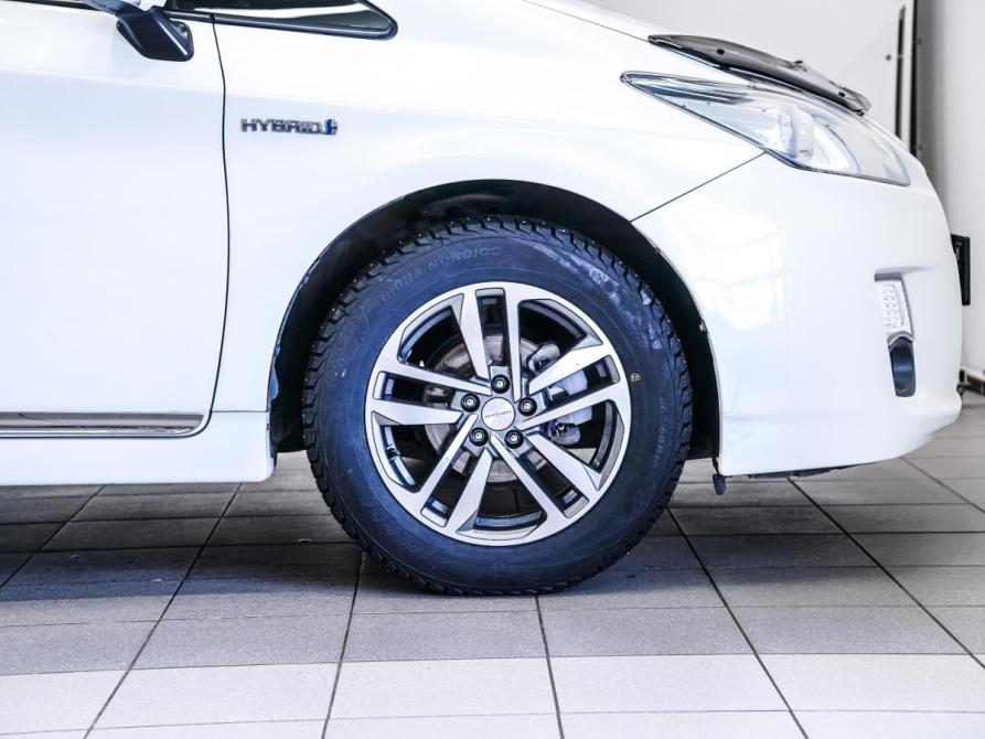 Toyota Prius III (XW30) Красноярск  - изображение 28