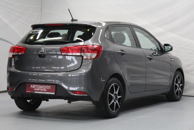 Kia Rio III Рестайлинг с пробегом 2017 года, цена 990 000 рублей, 141554 км, хэтчбек, Автокод Объявления