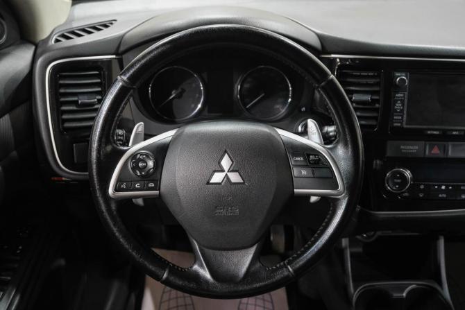 Mitsubishi Outlander III с пробегом 2012 года, цена 1 649 000 рублей, 221000 км, внедорожник, Автокод Объявления