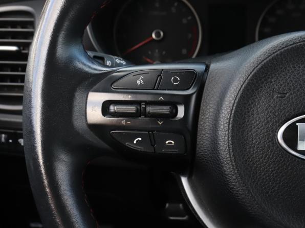 Kia Rio IV с пробегом 2020 года, цена 1 550 000 рублей, 108199 км, хэтчбек, Автокод Объявления