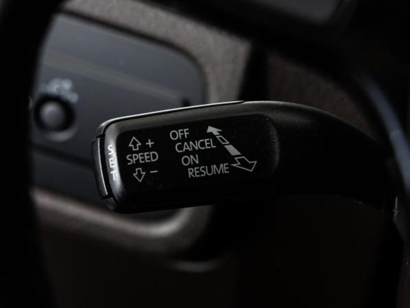 Volkswagen Touareg II с пробегом 2012 года, цена 1 699 000 рублей, 294054 км, внедорожник, Автокод Объявления
